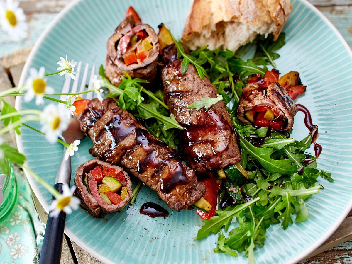 Easy aus dem Hüftsteak - Beefy BBQ-Roll Boogie-Woogie Rezept
