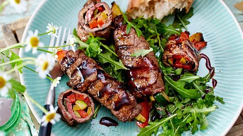 Easy aus dem Hüftsteak - Beefy BBQ-Roll Boogie-Woogie Rezept - Foto: House of Food / Bauer Food Experts KG