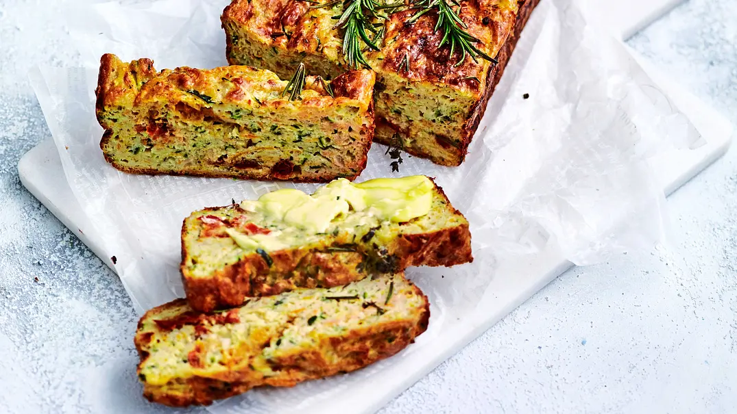 Easy-peasy-Süßkartoffel-Brot Rezept - Foto: LECKER @ Bauer Media Group Easy-peasy-Süßkartoffel-Brot Rezept - Foto: LECKER @ Bauer Media Group