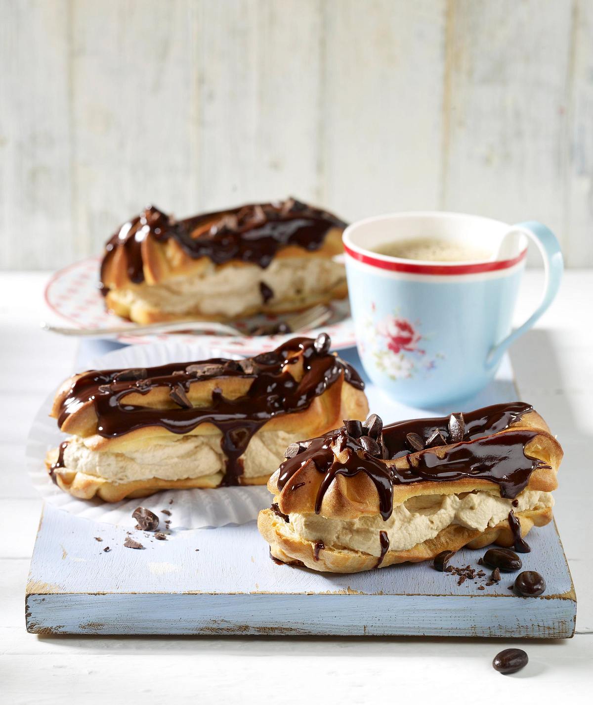 Eclairs mit Kaffeecreme Rezept