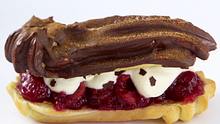 Eclairs mit Zitronen-Joghurtcreme und Himbeeren Rezept - Foto: House of Food / Bauer Food Experts KG