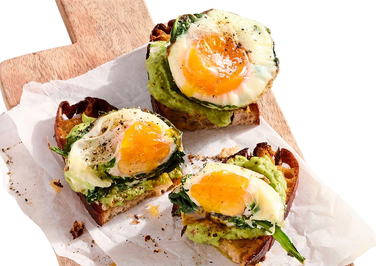 Egg-Muffins mit Spinat & Röstbrot Rezept