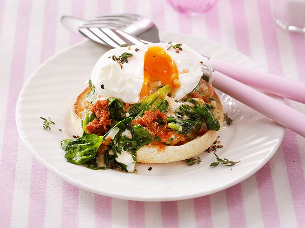 Ei "Florentine" mit Tomaten-Pesto Rezept