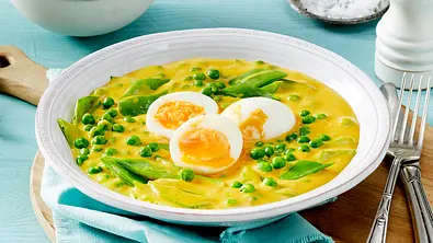 Eier in Currysoße Rezept - Foto: LECKER @ Bauer Media Group