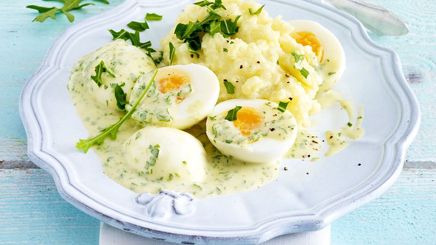 Eier in Senf-Rauke-Soße zu Kartoffelpüree Rezept - Foto: House of Food / Bauer Food Experts KG