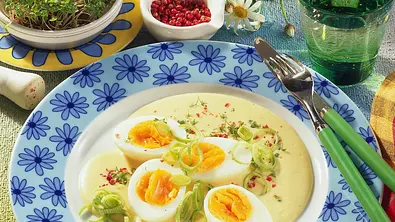 Eier in Senfsoße Rezept - Foto: LECKER @ Bauer Media Group