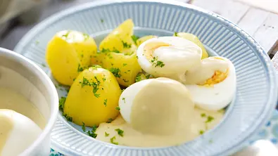 Senfeier nach Omas Rezept (Eier in Senfsoße) - Foto: ShowHeroes