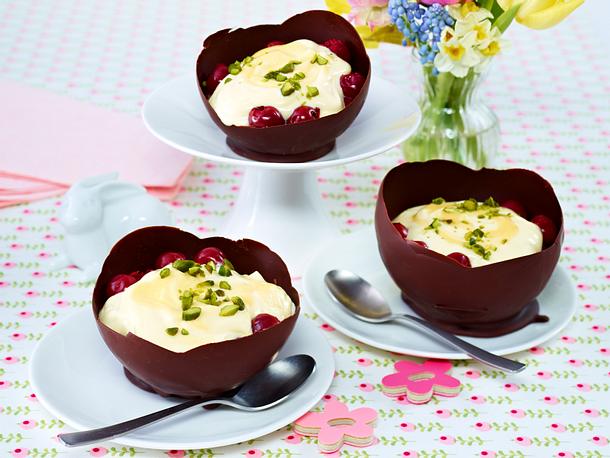 Eierlikör-Mascarpone-Creme mit Kirschen Rezept Eierlikör-Mascarpone-Creme mit Kirschen Rezept