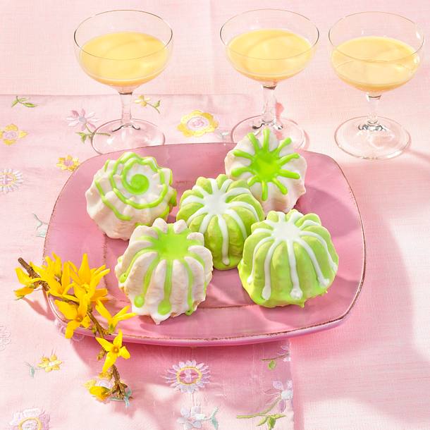 Eierlikör-Muffins mit Zuckerguss Rezept