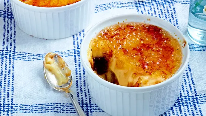 Eierlikör-Schoko-Crème-brûlée Rezept - Foto: LECKER @ Bauer Media Group Eierlikör-Schoko-Crème-brûlée Rezept - Foto: LECKER @ Bauer Media Group