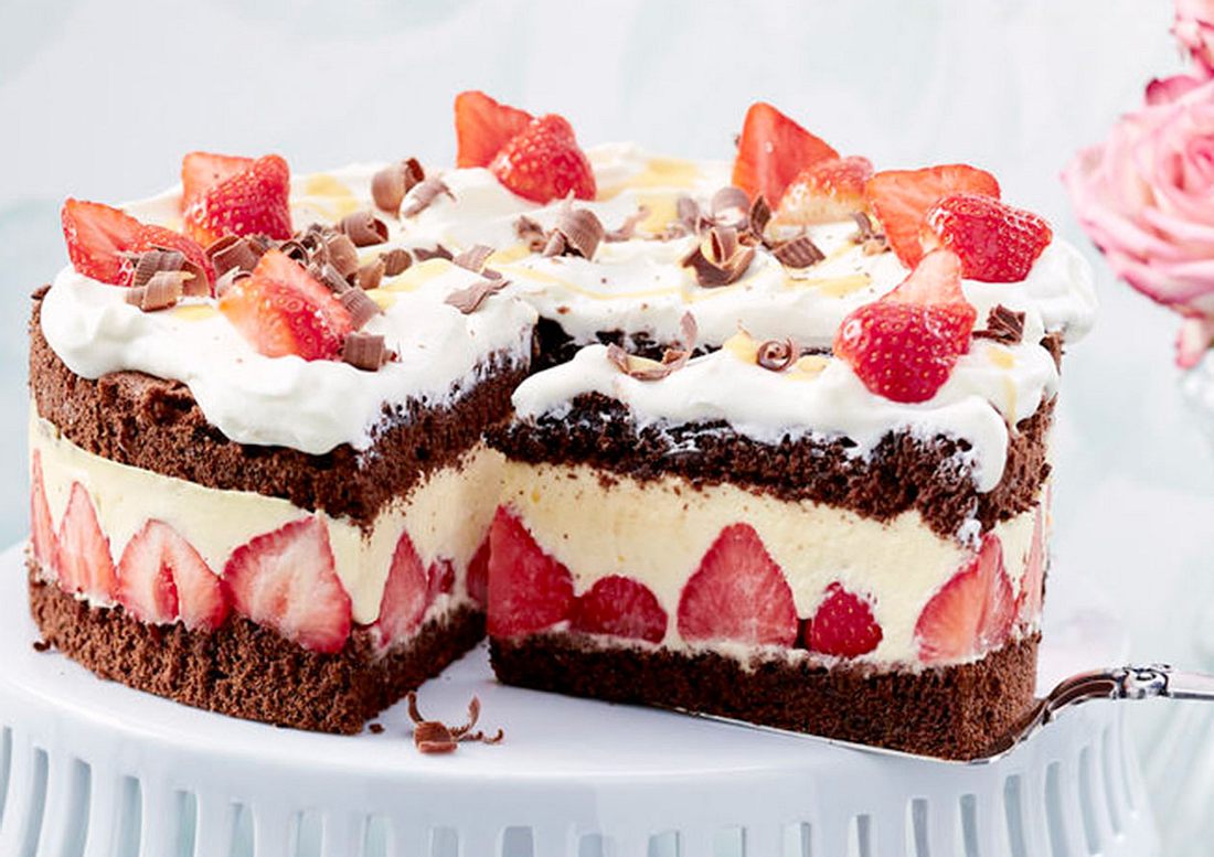   Eierlikör-Erdbeer-Torte Rezept