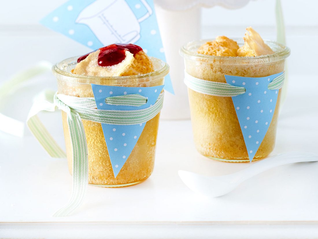 Eierlikörkuchen im Glas Rezept | LECKER