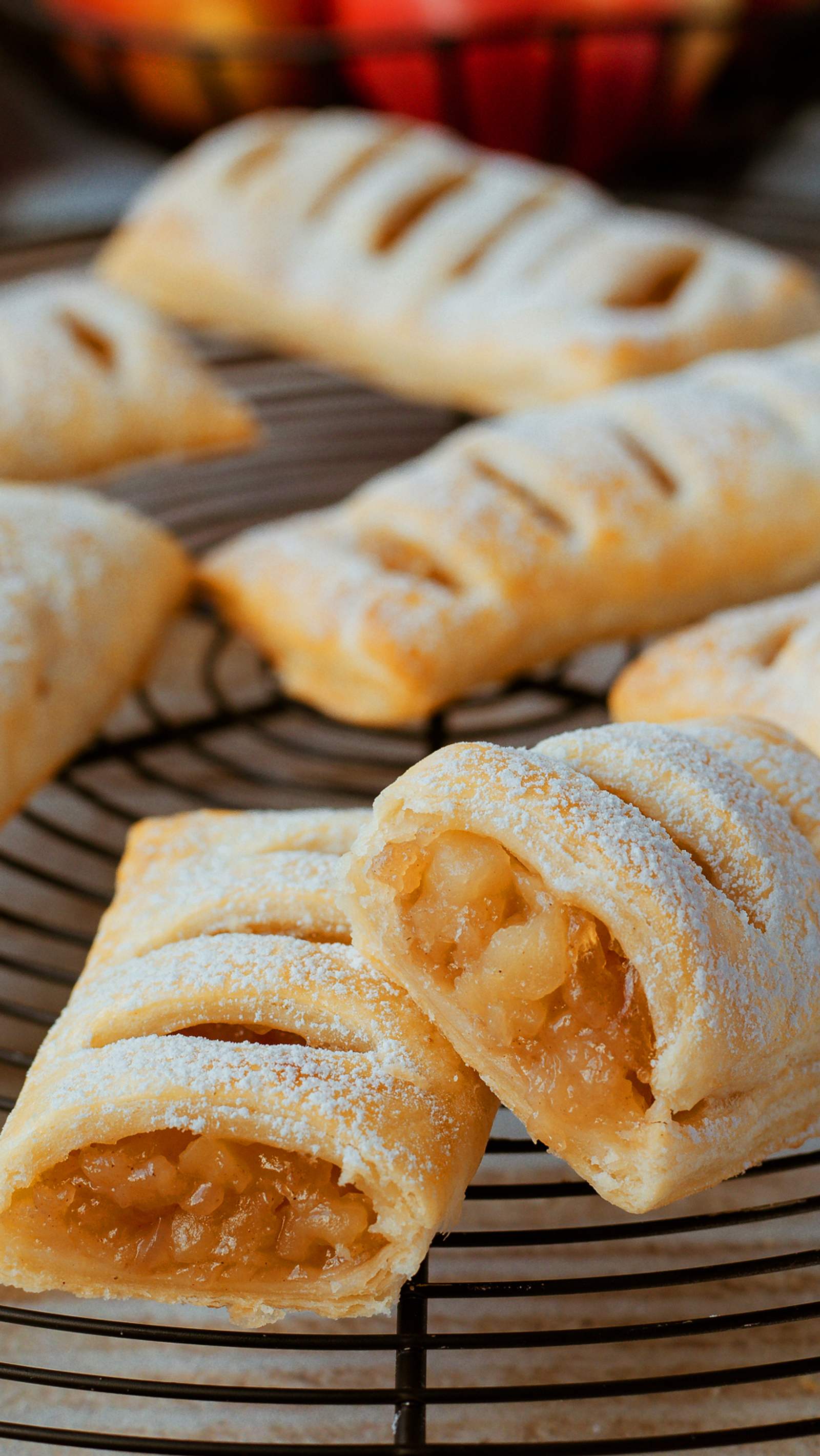 Einfache Apfeltaschen aus Bltterteig Rezept