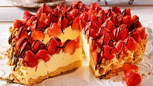 Einfache Erdbeertorte Rezept - Foto: LECKER @ Bauer Media Group