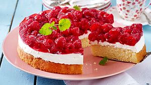 Einfache Himbeertorte Rezept - Foto: House of Food / Bauer Food Experts KG