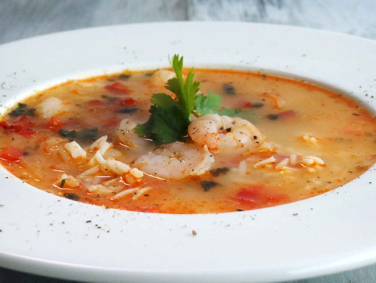 Einfache Thai-Suppe mit Shrimps - so geht&amp;#39;s | LECKER