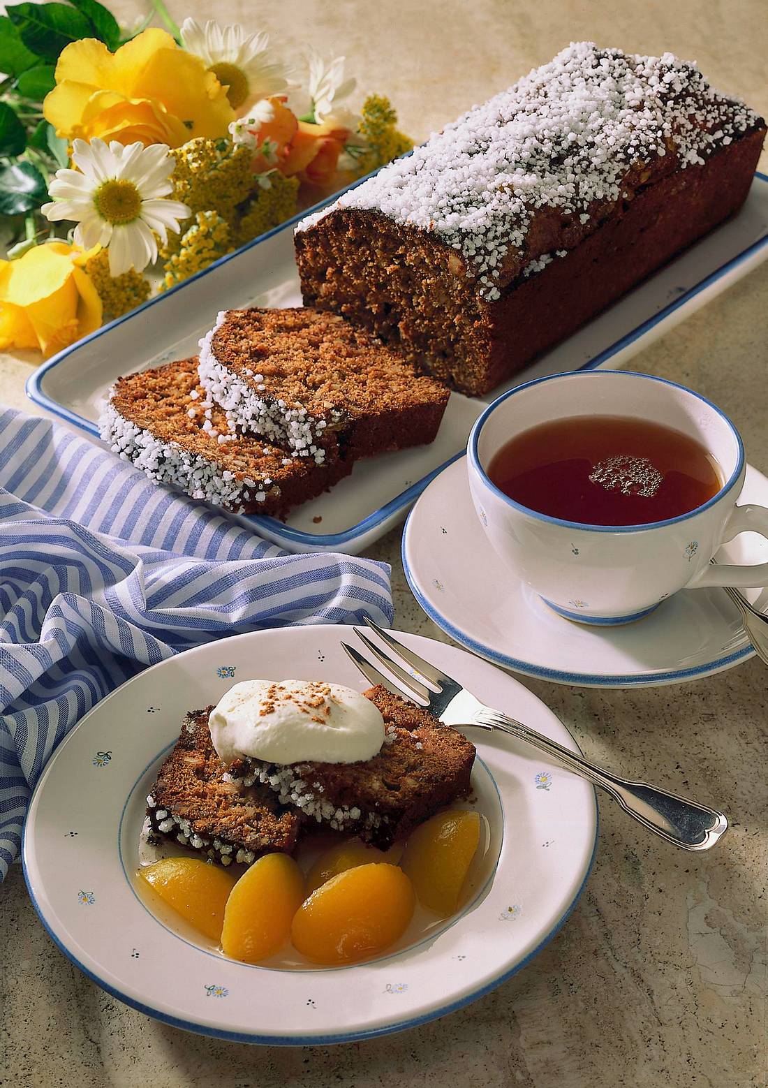 Einfacher Honigkuchen Rezept | LECKER