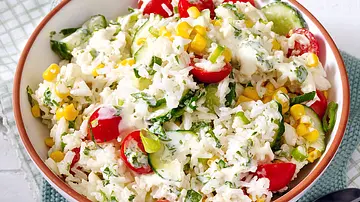 Einfacher Reissalat Rezept - Foto: LECKER @ Bauer Media Group