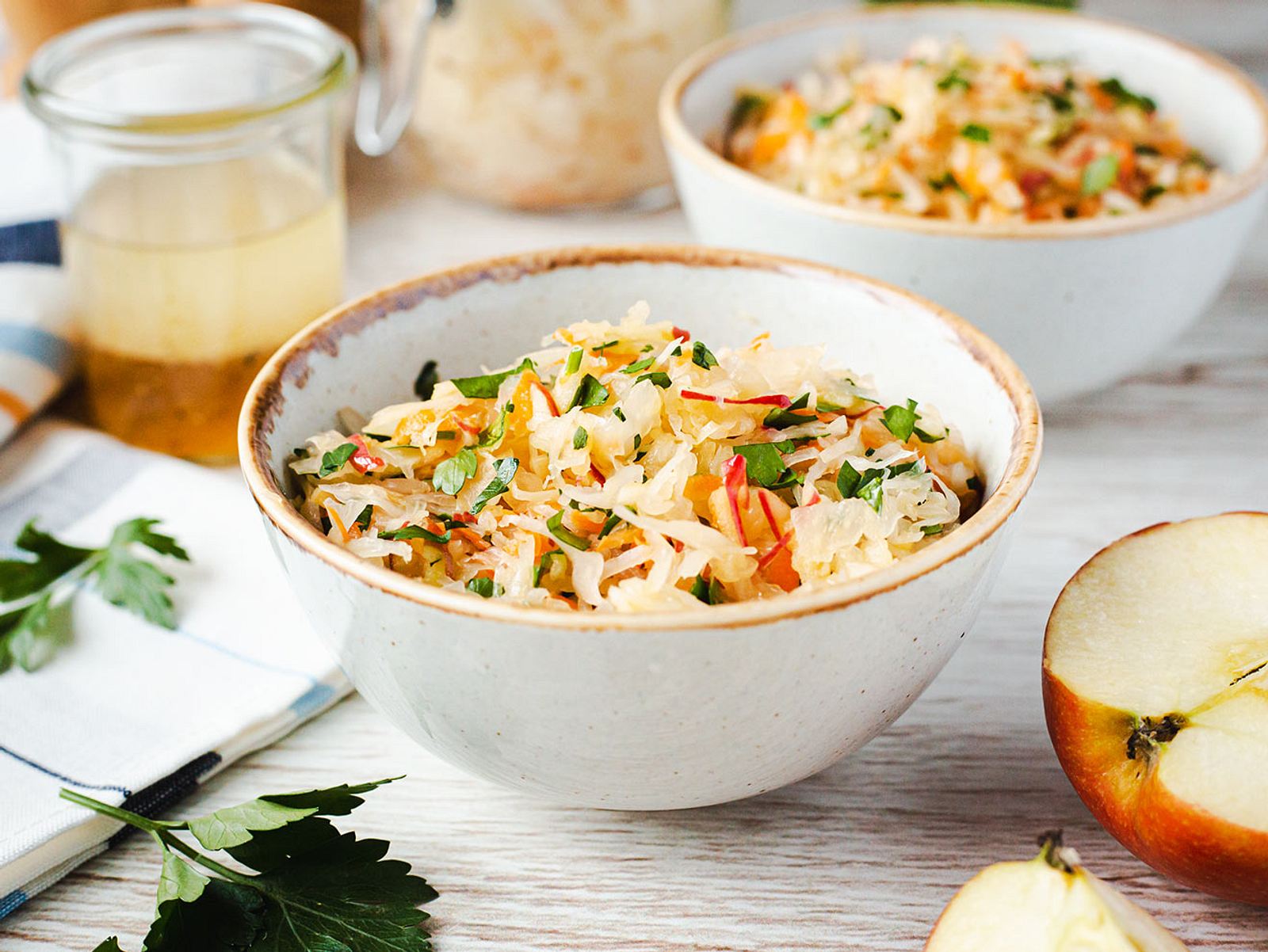 Einfacher Sauerkrautsalat Rezept | LECKER