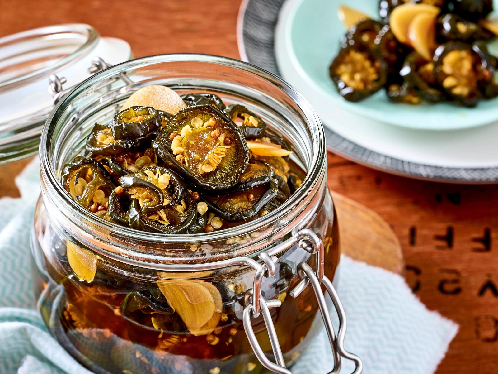 Eingelegte Jalapeños Rezept | LECKER Eingelegte Jalapeños Rezept | LECKER