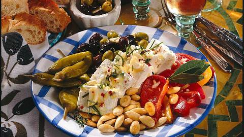 Eingelegter Schafskäse und Paprika Rezept - Foto: House of Food / Bauer Food Experts KG