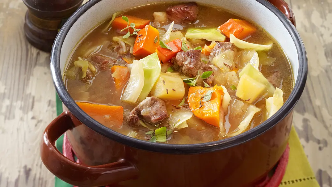 Eintopf à la Irish-Stew Rezept - Foto: LECKER @ Bauer Media Group Eintopf à la Irish-Stew Rezept - Foto: LECKER @ Bauer Media Group