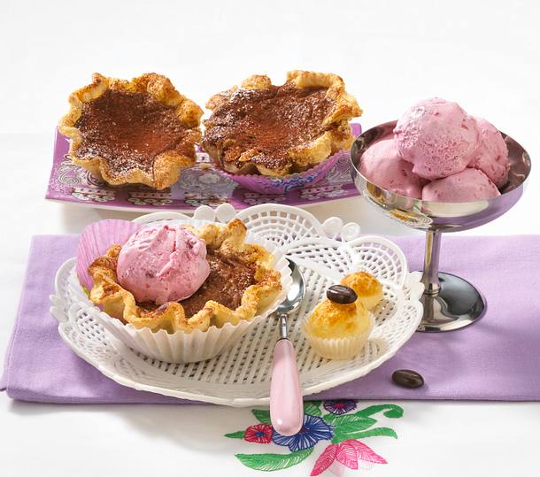 Eis-Kaffee-Tarteletts (für 8 Stück) Rezept Eis-Kaffee-Tarteletts (für 8 Stück) Rezept