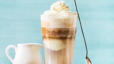 Eiskaffee selber machen - Foto: LECKER @ Bauer Media Group