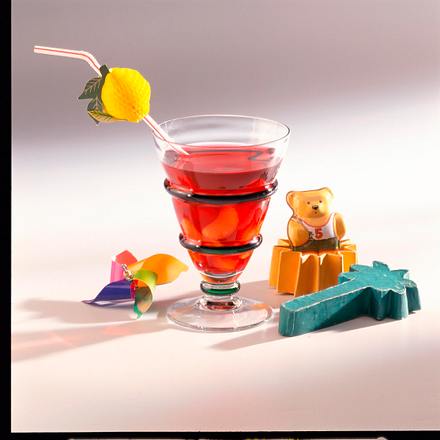 Eiskalte Teebowle mit Früchten Rezept Eiskalte Teebowle mit Früchten Rezept