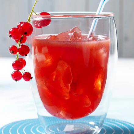 Eistee mit Johannisbeeren Rezept Eistee mit Johannisbeeren Rezept