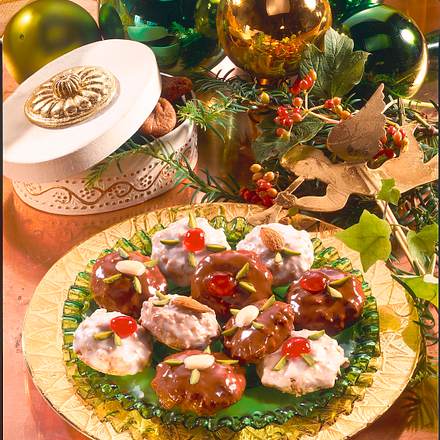 Elisenlebkuchen mit Feigen Rezept Elisenlebkuchen mit Feigen Rezept