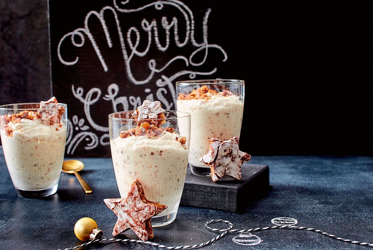 Elisenlebkuchen-Mousse mit weißer Schoki Rezept