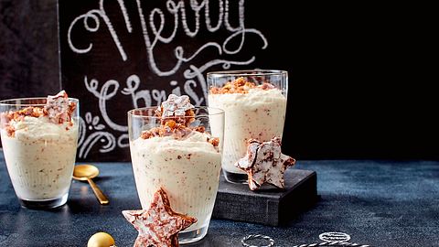 Elisenlebkuchen-Mousse mit weißer Schoki Rezept - Foto: House of Food / Bauer Food Experts KG