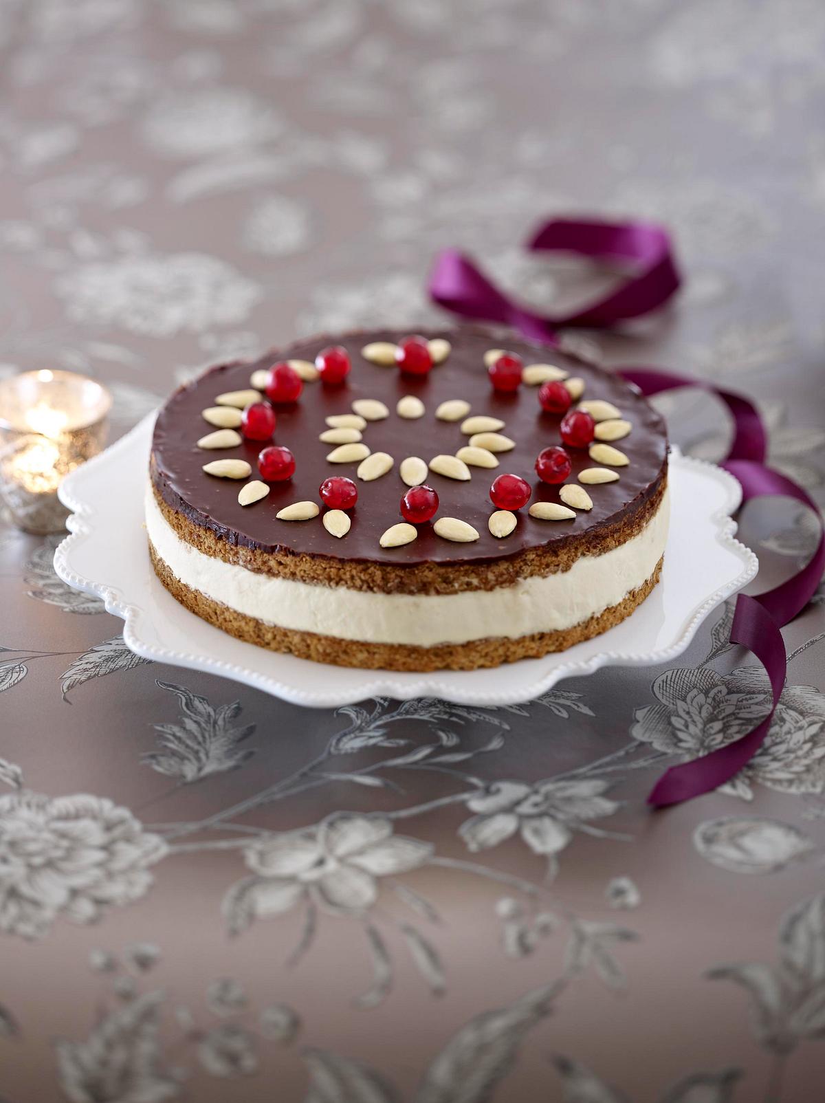 Elisenlebkuchen-Torte Rezept