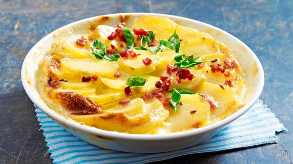 Elsässer Kartoffelgratin mit Lauch und Schinken Rezept - Foto: House of Food / Bauer Food Experts KG