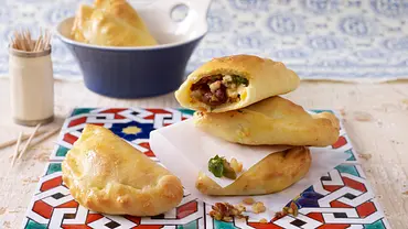 Empanadas mit Hähnchenfüllung Rezept - Foto: LECKER @ Bauer Media Group Empanadas mit Hähnchenfüllung Rezept - Foto: LECKER @ Bauer Media Group