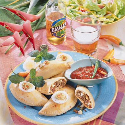Empanadas mit Oliven & Hack Rezept Empanadas mit Oliven & Hack Rezept