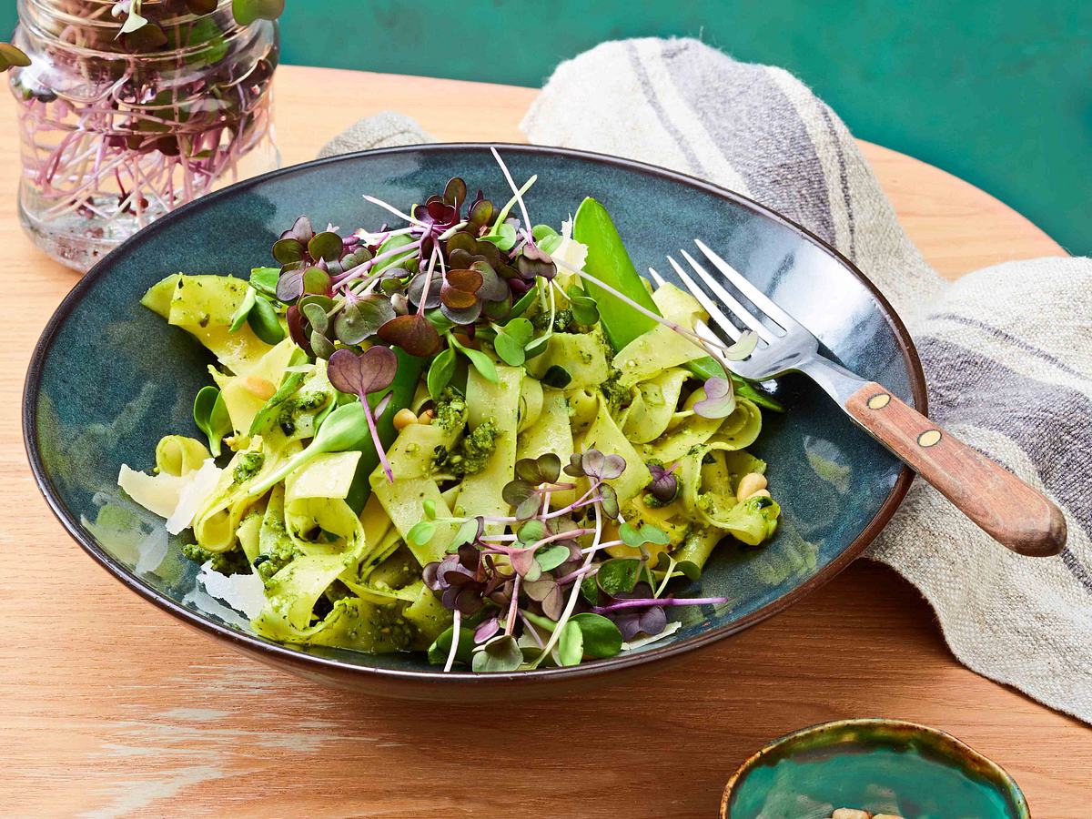 „Energieschub“-Nudeln mit Sprossen-Pesto Rezept