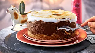 Enrico, der Schoko-Marshmallow-Layer Rezept - Foto: LECKER @ Bauer Media Group Enrico, der Schoko-Marshmallow-Layer Rezept - Foto: LECKER @ Bauer Media Group