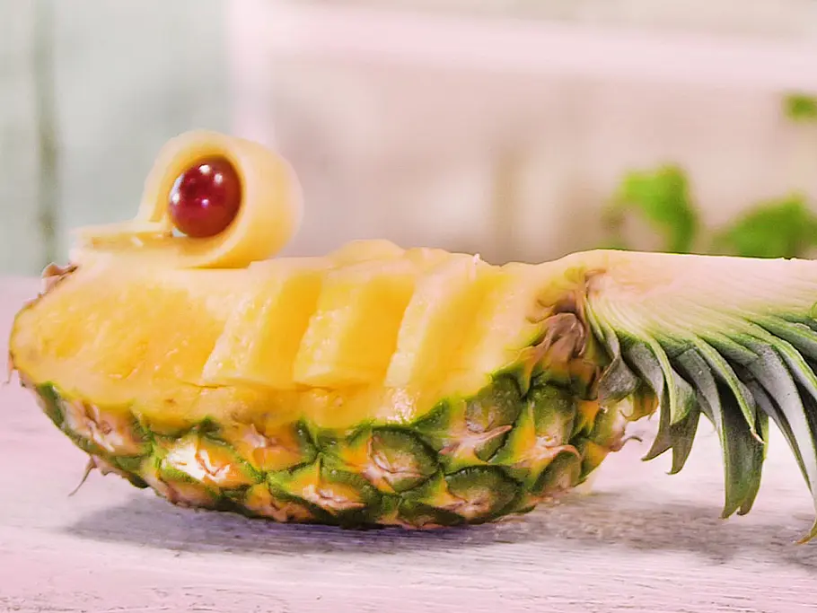 Ente aus Ananas