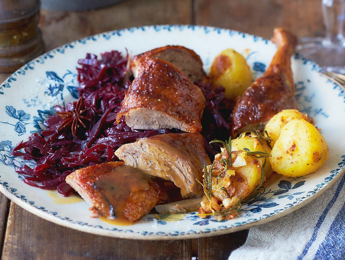 Entenbraten mit Mandelkartoffeln Rezept