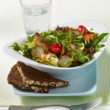 Entenbrust auf Frühlingssalat Rezept Entenbrust auf Frühlingssalat Rezept