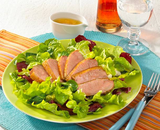 Entenbrust auf Salat Rezept