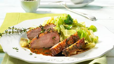 Entenbrust mit Apfel-Thymian-Jus Rezept - Foto: House of Food / Bauer Food Experts KG