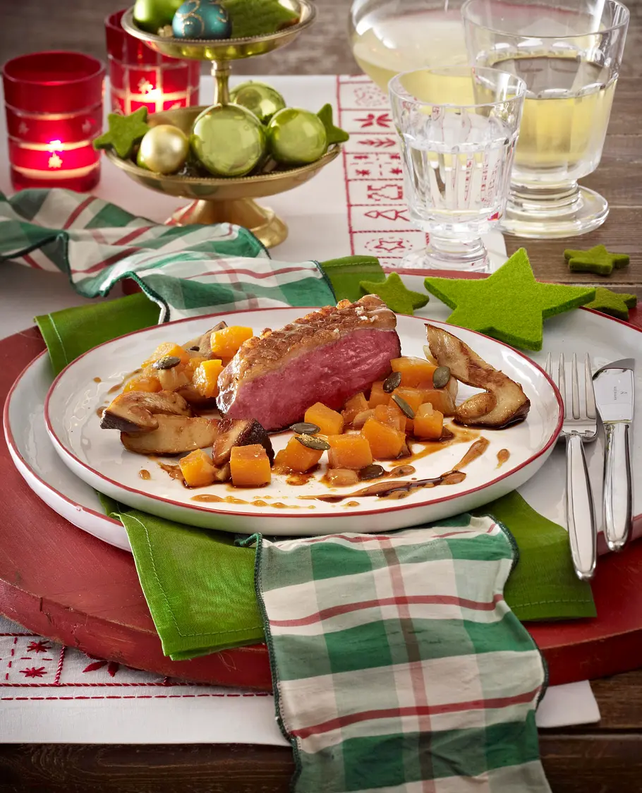 Entenbrust mit Steinpilzen und Kürbis Rezept Entenbrust mit Steinpilzen und Kürbis Rezept