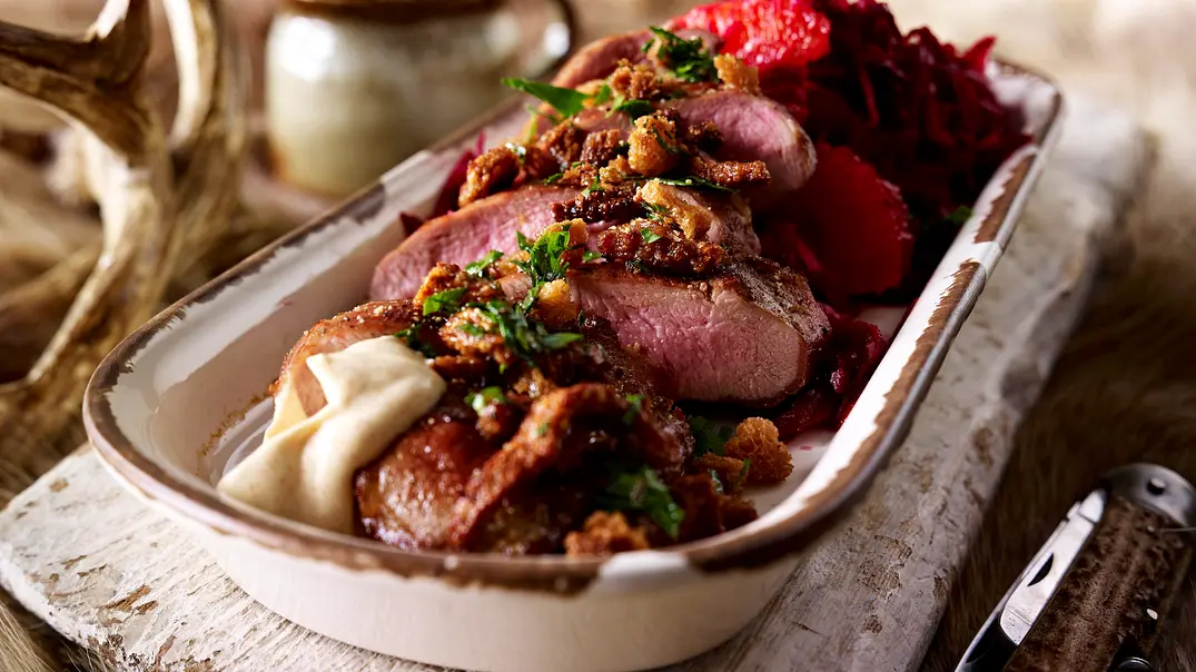 Entenbrust & Rote-Bete-Salat mit Orangen Rezept - Foto: LECKER @ Bauer Media Group Entenbrust & Rote-Bete-Salat mit Orangen Rezept - Foto: LECKER @ Bauer Media Group