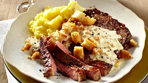 Entrecote mit Senfrahm und Kartoffelpüree Rezept - Foto: LECKER @ Bauer Media Group