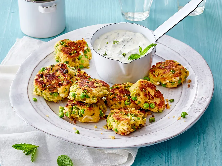 Erbsen-Bratlinge mit Feta Rezept Erbsen-Bratlinge mit Feta Rezept