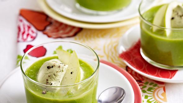 Erbsen-Cremesuppe mit Matcha-Tee und Ingwer Rezept - Foto: House of Food / Bauer Food Experts KG