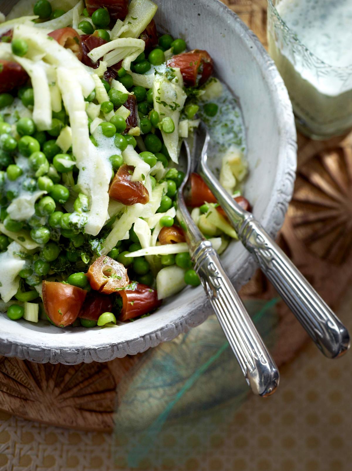 Erbsen-Fenchel-Salat mit Lassi Rezept